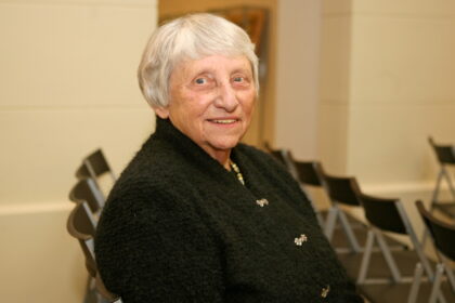 Lygiai prieš aštuoniasdešimt metų Panevėžyje brandos atestatą gavusi gimnazistė Vanda Zaborskaitė netrukus žengė į platųjį literatūrinių atradimų pasaulį ir sugebėjo pasiekti pačias jo aukštumas.