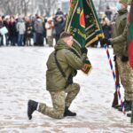 Panevėžio miesto širdyje – Laisvės aikštėje – tarnauti Lietuvai prisiekė Lietuvos kariuomenės mechanizuotosios pėstininkų brigados „Geležinis Vilkas“ Karaliaus Mindaugo husarų bataliono nuolatinės privalomosios pradinės karo tarnybos kariai.