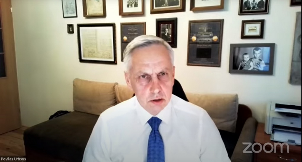 Apskaitos centro steigimą Povilas Urbšys palygino su nuogybėmis dilgėlėse.