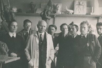 Paskelbusi idėjų konkursą įamžinti garsiojo skulptoriaus Juozo Zikaro atminimą, Panevėžio savivaldybė sulaukė trijų pasiūlymų.