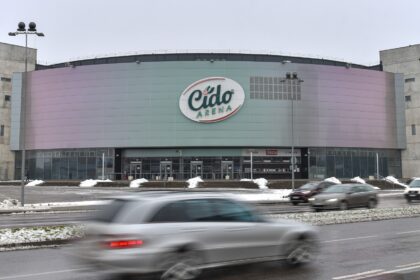 Sporto varžybos be sirgalių palaikymo – ne varžybos. Tačiau tai, kas savaitgalį dėjosi Panevėžyje, „Cido“ arenoje ir jos prieigose, labiau priminė kovinį filmą.