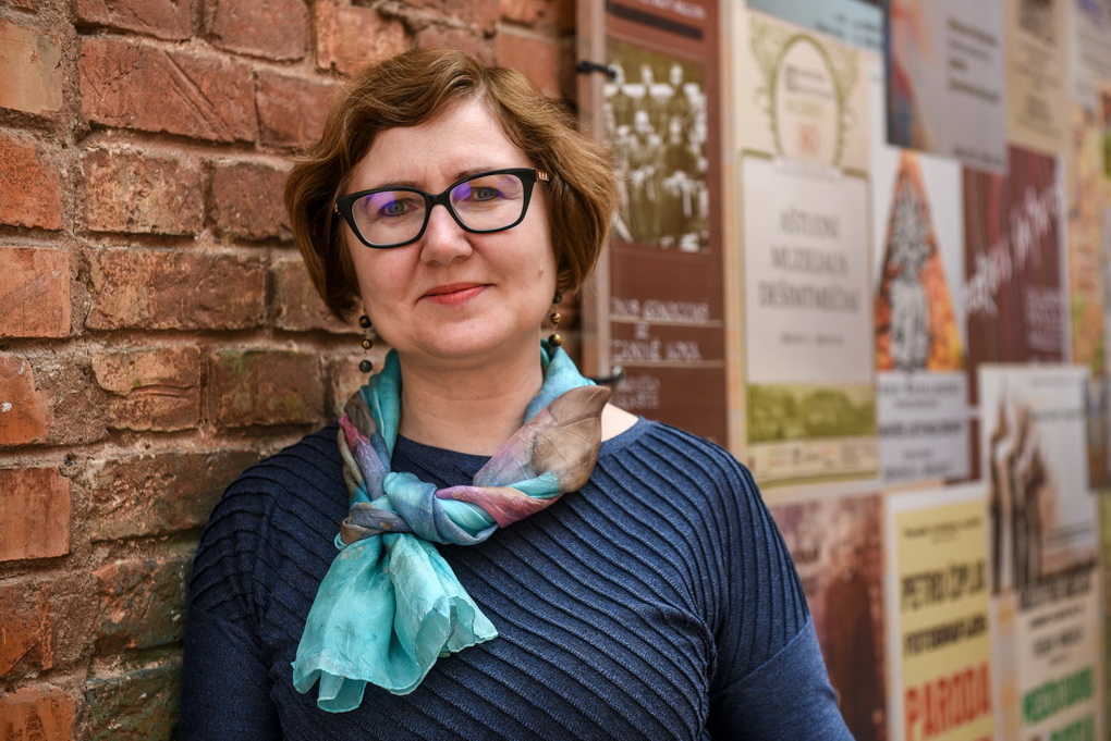 Anot Jūratės Gaidelienės, muziejui dovanotas žemėlapis – didžiulis miesto turtas ir būtų gaila, jeigu jis tiesiog dulkėtų kur sandėliuke. G. KARTANO nuotr. 