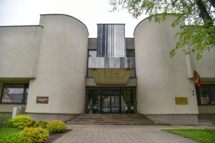 Tokio jaunavedžių antplūdžio Panevėžio civilinės metrikacijos skyriaus darbuotojai seniai nėra matę.