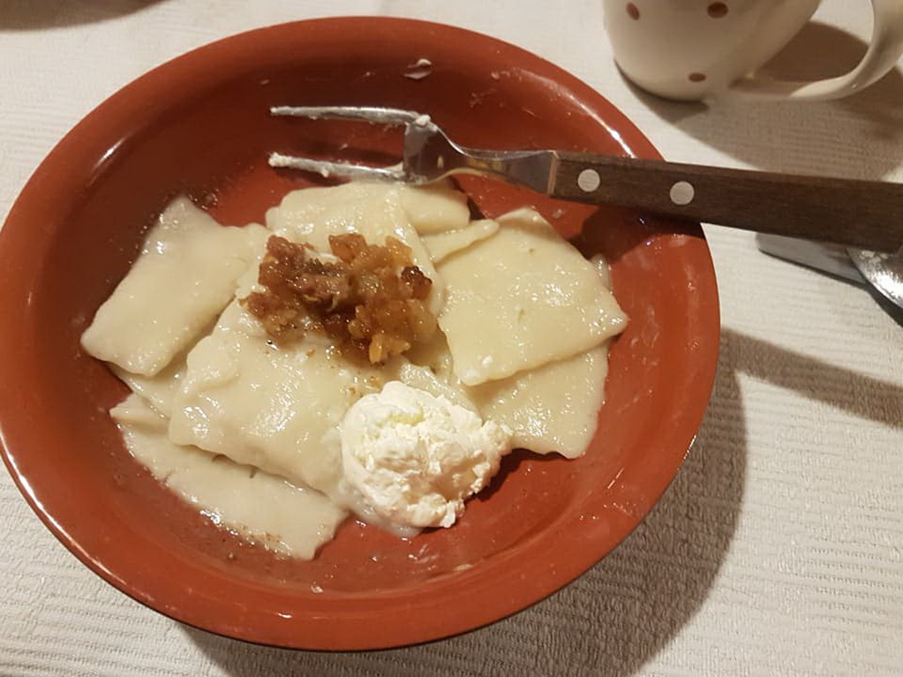 Viduramžių dvarų virėjai taip ir neišmoko gaminti italės karalienės Bonos Sforcos mėgstamos lazanijos, tačiau jų bandymai virto iki šiol lietuvių taip mėgstamomis lazankėmis – skryliais. ASMENINIO ARCHYVO nuotr.