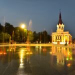 Trečiadienio vakarą panevėžiečiai susirinko prie naujojo fontano Nepriklausomybės aikštėje.