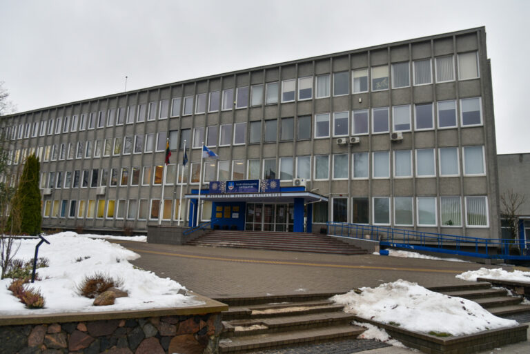 Rajono Savivaldybė vaikams numačiusi atitverti dalį koridoriaus ketvirtajame aukšte. P. ŽIDONIO nuotr.