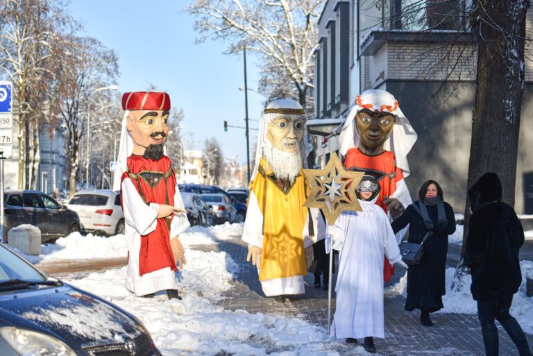 Didįjį žiemos švenčių maratoną užbaigė Trys Karaliai.