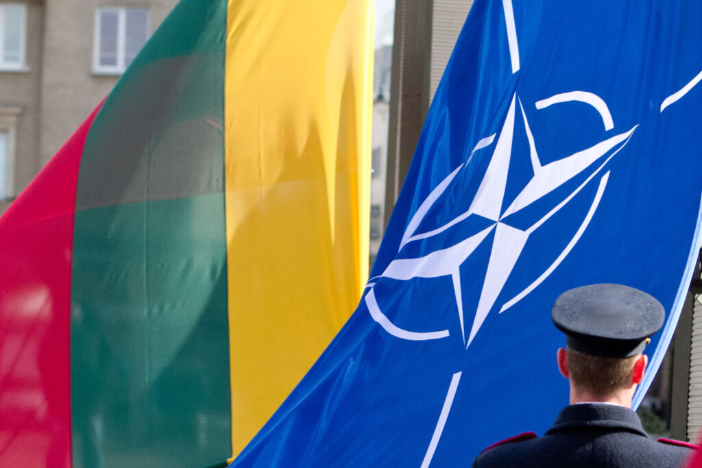 Seimas, siekdamas pažymėti Lietuvos įstojimo į Šiaurės Atlanto sutarties organizaciją ir Europos Sąjungą 20-metį, Lietuvos Dainų šventės 100-metį ir diplomatų Lozoraičių nuveiktų darbų svarbą, nusprendė 2024-uosius paskelbti NATO ir Europos Sąjungos, Dainų šventės bei Diplomatų Lozoraičių metais, rašoma pranešime žiniasklaidai.