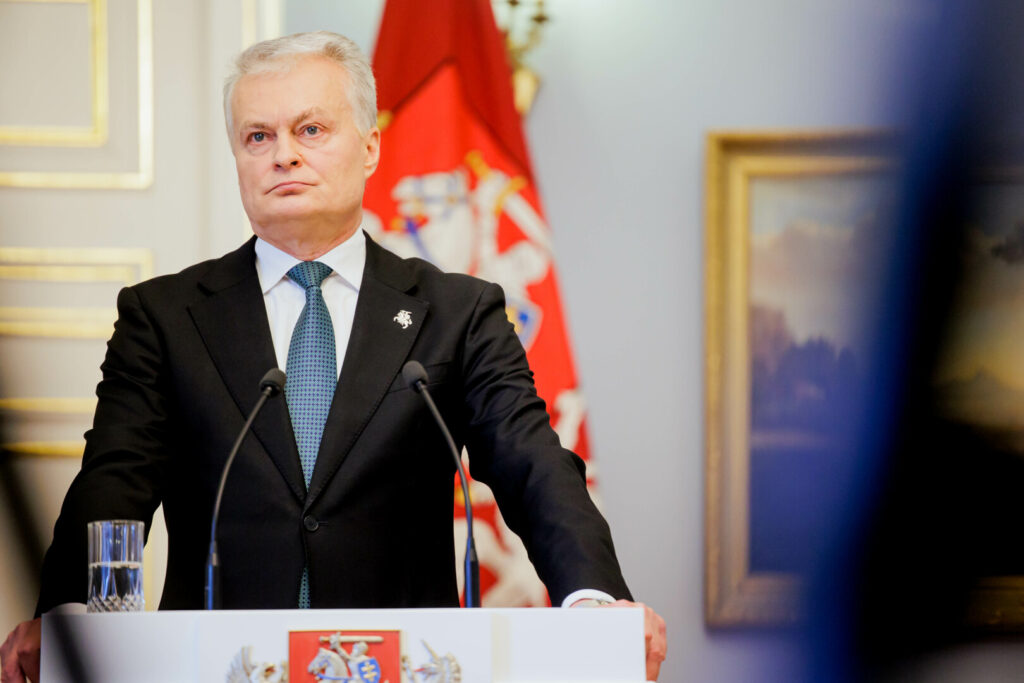 Prezidentas Gitanas Nausėda ragina ekonomikos ir inovacijų ministrę Aušrinę Armonaitė apsvarstyti galimybę pasitraukti iš posto.