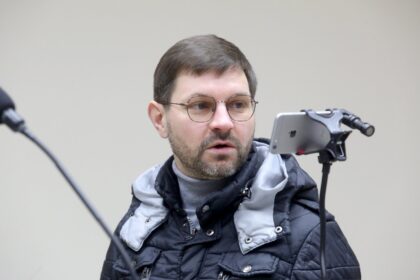 Lietuvos Aukščiausiasis Teismas (LAT), kasacine tvarka išnagrinėjęs bylą, kurioje Antanas Kandrotas-Celofanas nuteistas už apgaulingą buhalteriją, joje įžvelgė baudžiamojo proceso pažeidimų ir grąžino ją iš naujo nagrinėjo apeliacine tvarka.