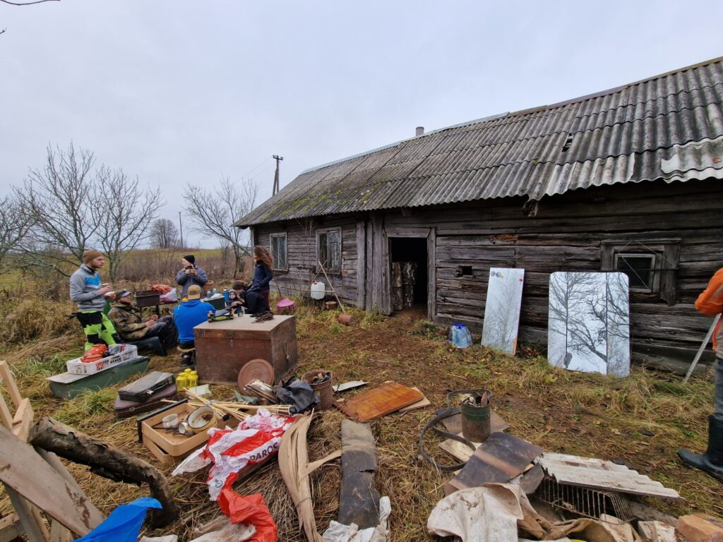 Šiuo metu vyksta pirmojo namelio keliautojams remontas. Tikimasi, kad turistai ten galės apsistoti jau šią vasarą arba rudenį. K. Želvės asmeninio archyvo nuotrauka