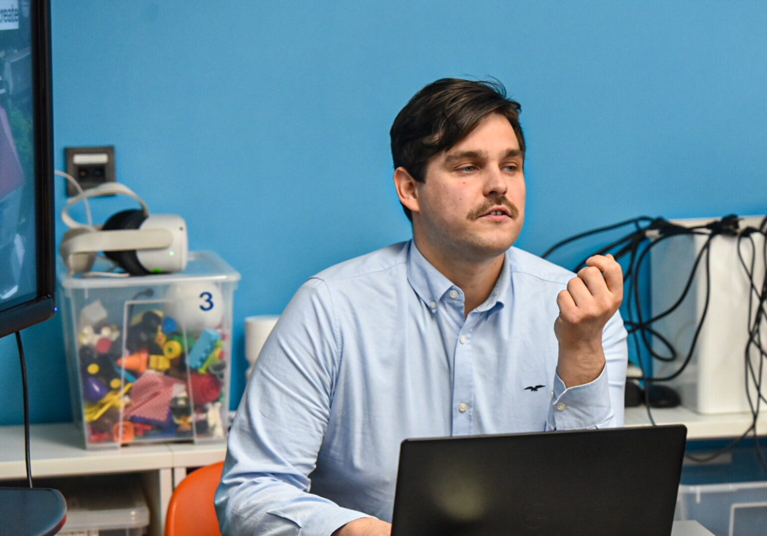 Po daugiau nei pusantrų metų trukusių paieškų ir šešiolika kartų skelbtų konkursų Panevėžio savivaldybės Teritorijų planavimo ir architektūros skyrius pagaliau turi vedėjo pavaduotoją.