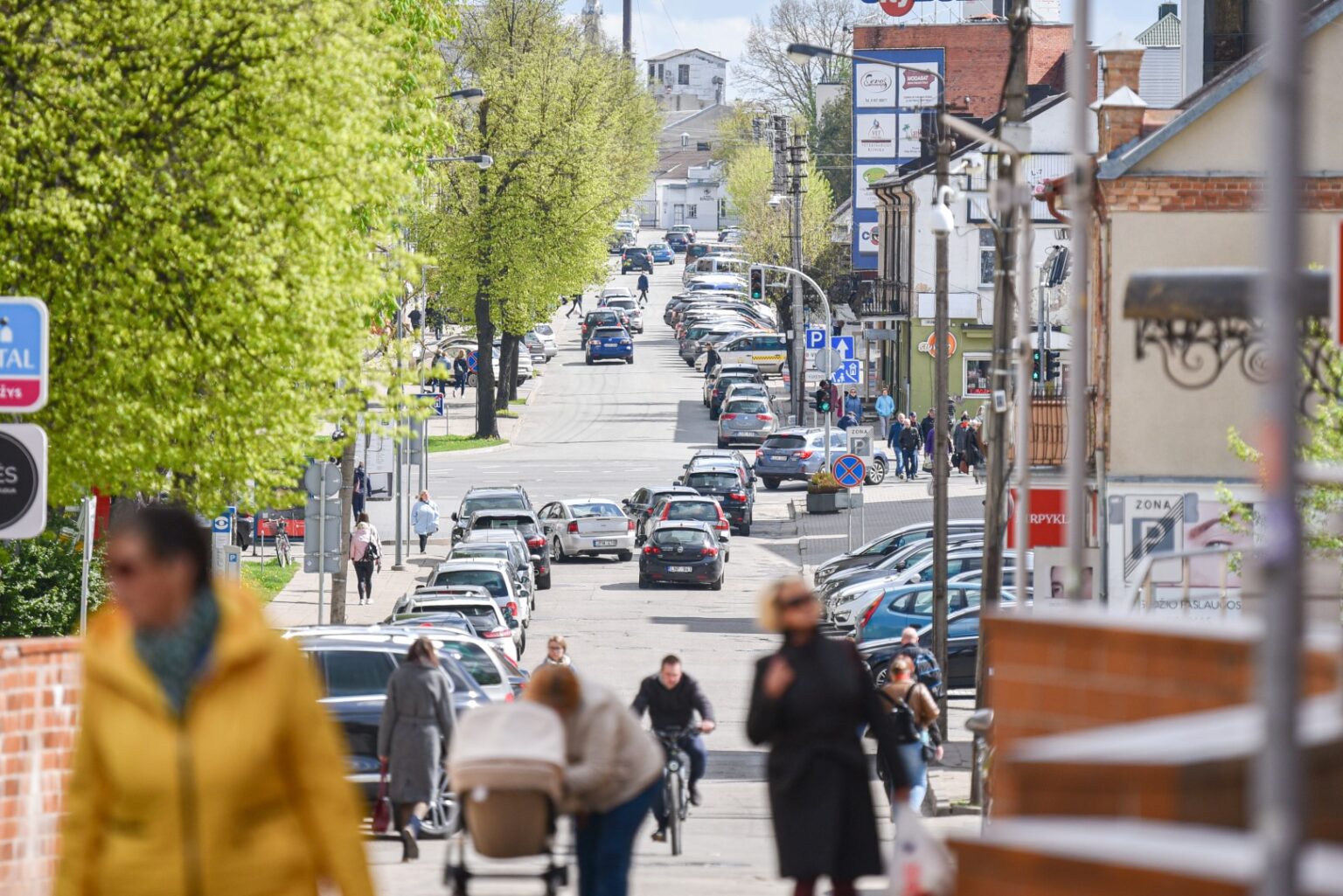 Visko buvo, yra ir kiek dar visko bus vienoje iš judriausių miesto gatvių – Ukmergės.