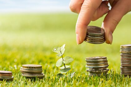 Vos 4 iš 10 lietuvių prisiima finansinę atsakomybę