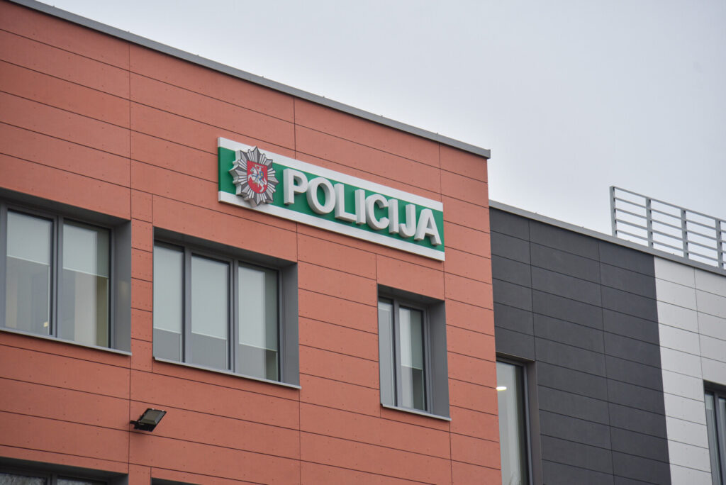 Nemenką nuostolį dėl ilgapirščių skaičiuojantis mėsos perdirbimo cechas vis dėlto nukentėjo mažiau nei Panevėžio naktinio klubo lankytojos.