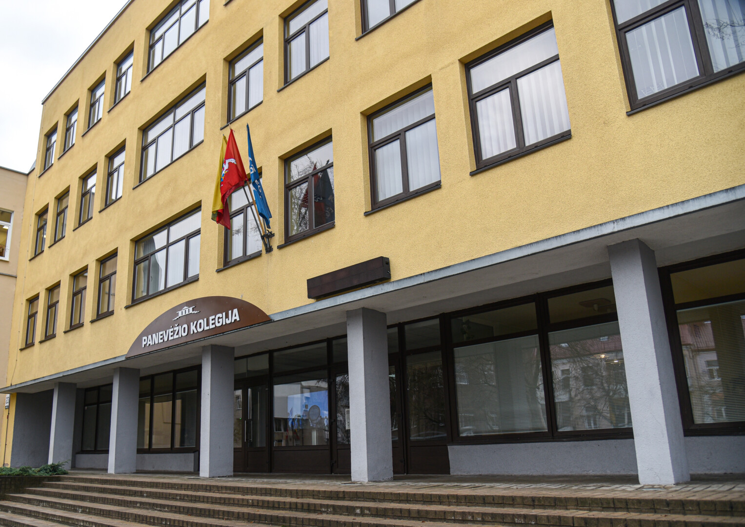 Prasidėję stojamieji į aukštąsias mokyklas gali nulemti, ar Panevėžio kolegijai pavyks išlikti savarankiškai.