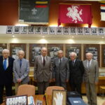 Mokyklos muziejuje. Iš kairės į dešinę – Č. Alšauskas, S. Janauskas, E. Čepė, V. Gumbinas, A. Stakė, E. Kuodis. A. KOLINIO nuotr.