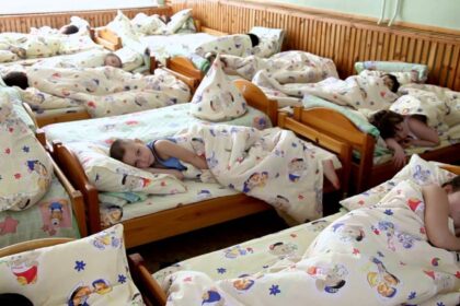 Pietų miegas darželiuose – būtinybė ar kančia?