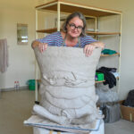 Agnės Šemberaitės būsimajame kūrinyje jau matyti prieštarų ir susimąstyti verčiančių detalių. P. ŽIDONIO nuotr.