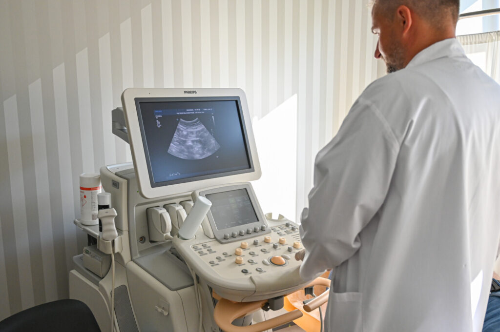 Minint Pasaulinę pilvo aortos aneurizmos dieną, Respublikinėje Panevėžio ligoninėje gyventojai turėjo galimybę išsitirti, ar neserga šia klastinga liga.