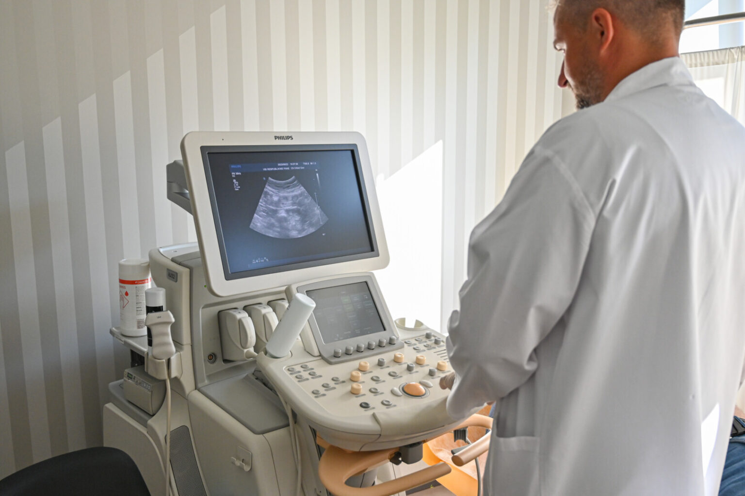 Minint Pasaulinę pilvo aortos aneurizmos dieną, Respublikinėje Panevėžio ligoninėje gyventojai turėjo galimybę išsitirti, ar neserga šia klastinga liga.