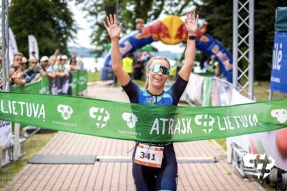 Kas galėjo pamanyti, kad prieš daugiau nei trylika metų dėl ligos į baseiną atvestą mergaitę šiandien galėsime vadinti Lietuvos triatlono žvaigžde.
