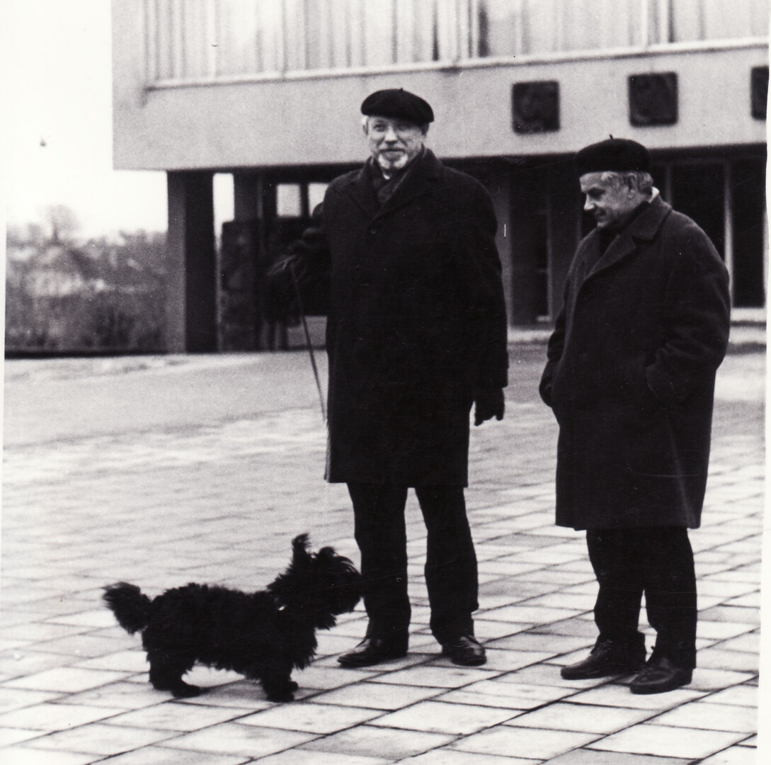 Tikram panevėžiečiui juodas škotų terjerų veislės šunelis visų pirma asocijuojasi su garsiuoju režisieriumi Juozu Miltiniu.