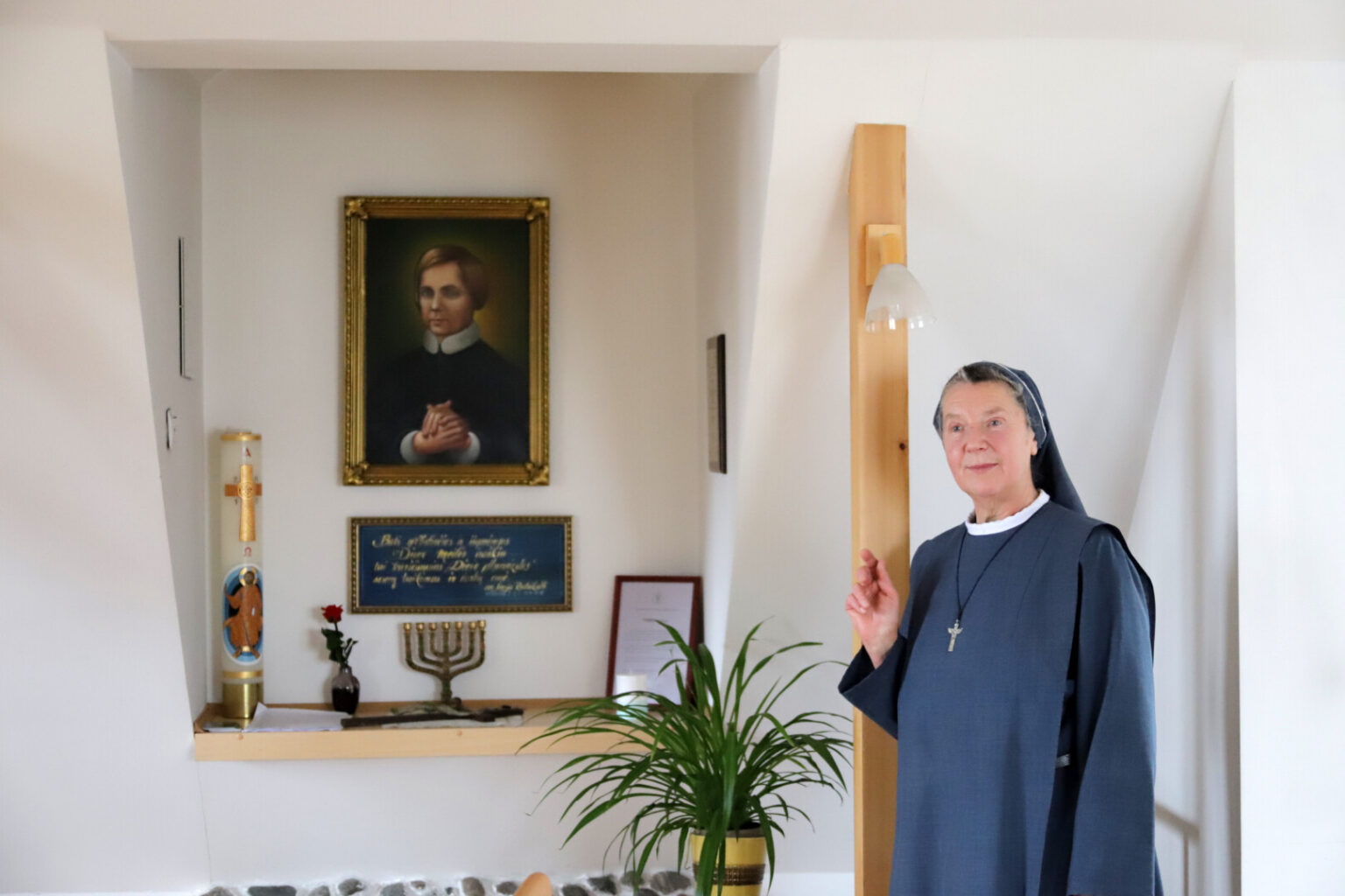 Iš Vilniuje esančių Saulės kapinių į Panevėžį ketinama perkelti vienuolės Marijos Rusteikaitės palaikus. To siekia Dievo Apvaizdos seserų vienuolija, įkurta šios moters, pasižymėjusios šventumu.