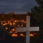 Visoje Europoje žmonės nuo senų laikų tikėjo gyvųjų ir mirusiųjų bendravimu, pastarųjų pagalba savo artimiesiems.