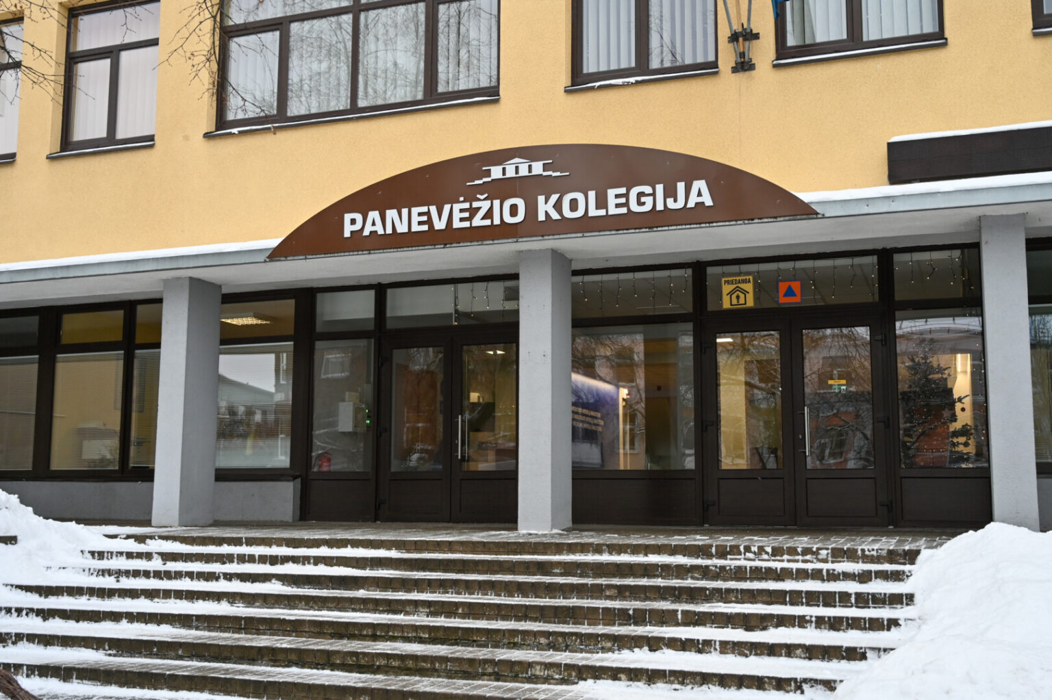 Panevėžio kolegijai pasipriešinus Švietimo, mokslo ir sporto ministerijos planui ją sujungti su Šiaulių ir Utenos kolegijomis, planuojama šioms leisti toliau veikti savarankiškai.