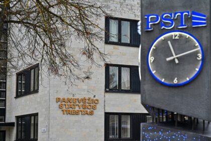 Panevėžio savivaldybė ir statybų bendrovė Panevėžio statybos trestas santykius aiškintis ėmėsi teisme.