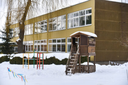 Panevėžyje mažėjant gimstamumui ir vaikų darželiams nebesurenkant pilnų grupių, ieškoma, kaip išnaudoti laisvas patalpas.