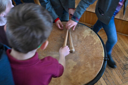 Velykų rytą į Kristaus prisikėlimo Mišias kviečiantis garsusis Vadoklių būgnas jau dunda ir Panevėžyje.