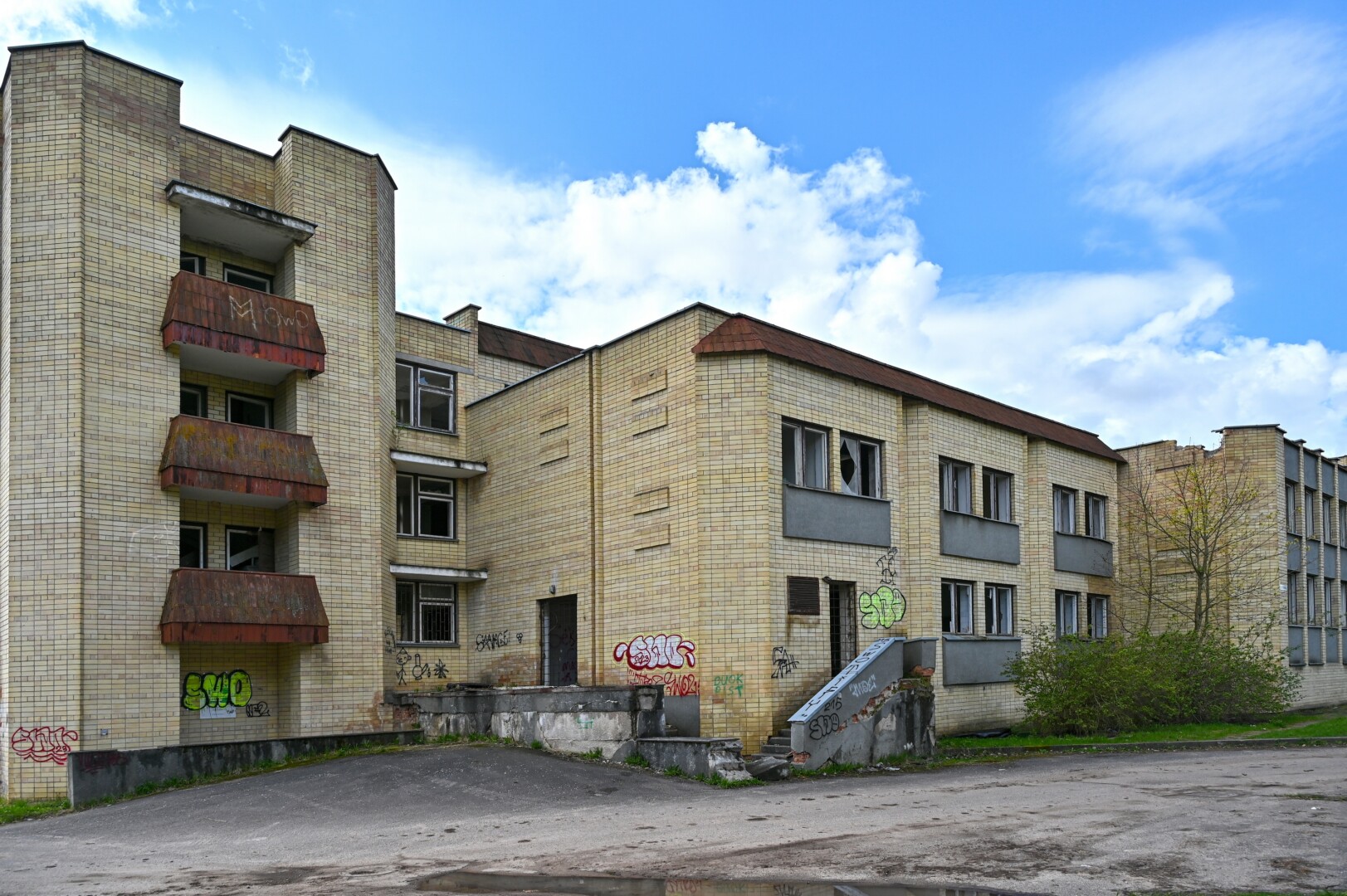 Didžiąją pastato dalį valdantis verslininkas su nekantrumu laukia, kol aukcione bus parduodama ir kita dalis. G. KARTANO nuotr.