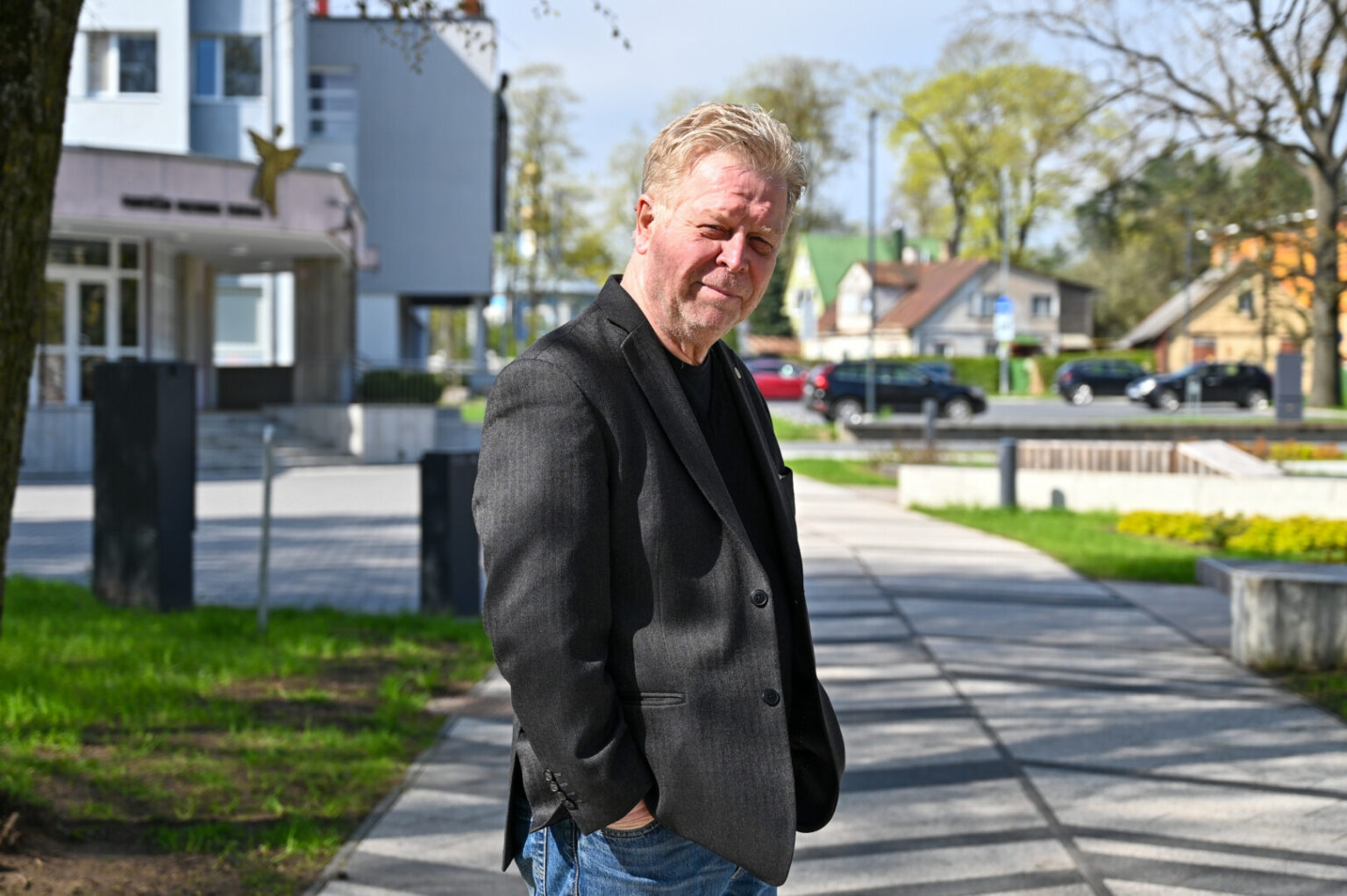 Neseniai 66-ąjį gimtadienį atšventęs garsus švedų dirigentas, perkusinininkas Leifas Karlsonas jau šį šeštadienį diriguos vos ketveriais metais už jį jaunesnio, didžiausio ir ryškiausio Aukštaitijos profesionalų pučiamųjų instrumentų orkestro „Garsas“ gimtadienio koncerte.