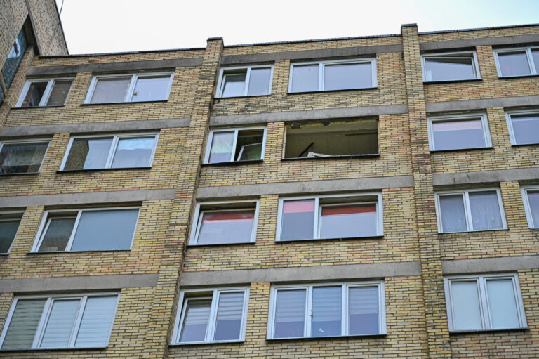 Keturi mėnesiai – trys sprogimai: tokia po šio savaitgalio nelaimių Panevėžio daugiabučiuose statistika.