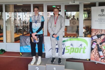 Siguldos mieste vykusiame Latvijos akvatlono čempionate vėl itin sėkmingai pasirodė Vilgustė Gustaitytė.