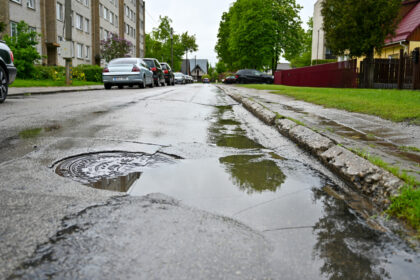 Panevėžio įmonėms konkuruojant dėl užsakymų susiklostė keista situacija.