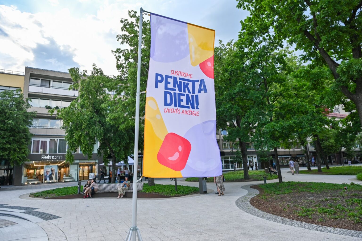 Vasaros penktadieniai Panevėžyje jau sunkiai įsivaizduojami be festivalio „Susitikime penktadienį“.