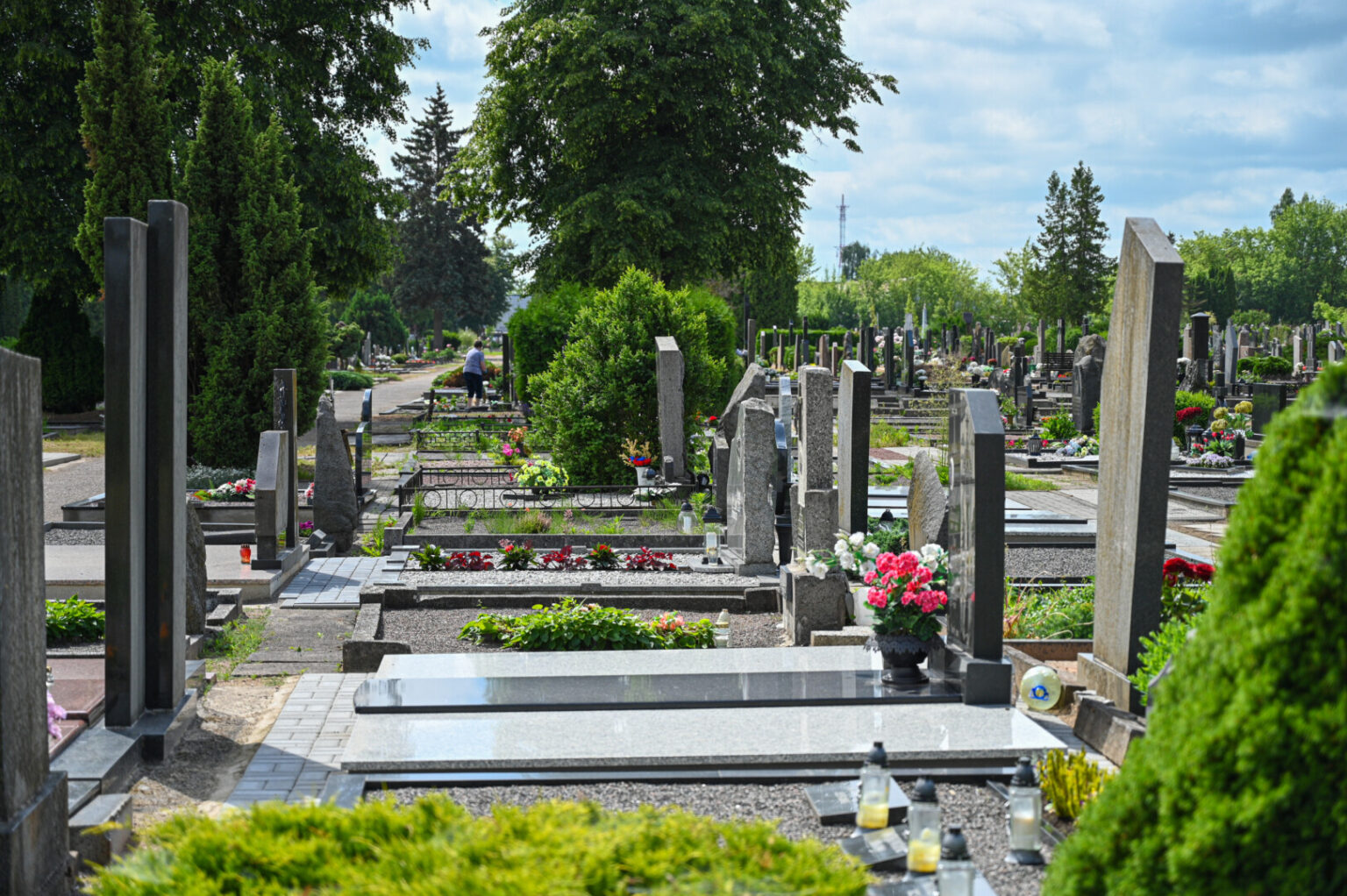 Neapsikentę vagysčių iš kapinių, panevėžiečiai amžino poilsio vietoje imasi statyti vaizdo stebėjimo kameras.