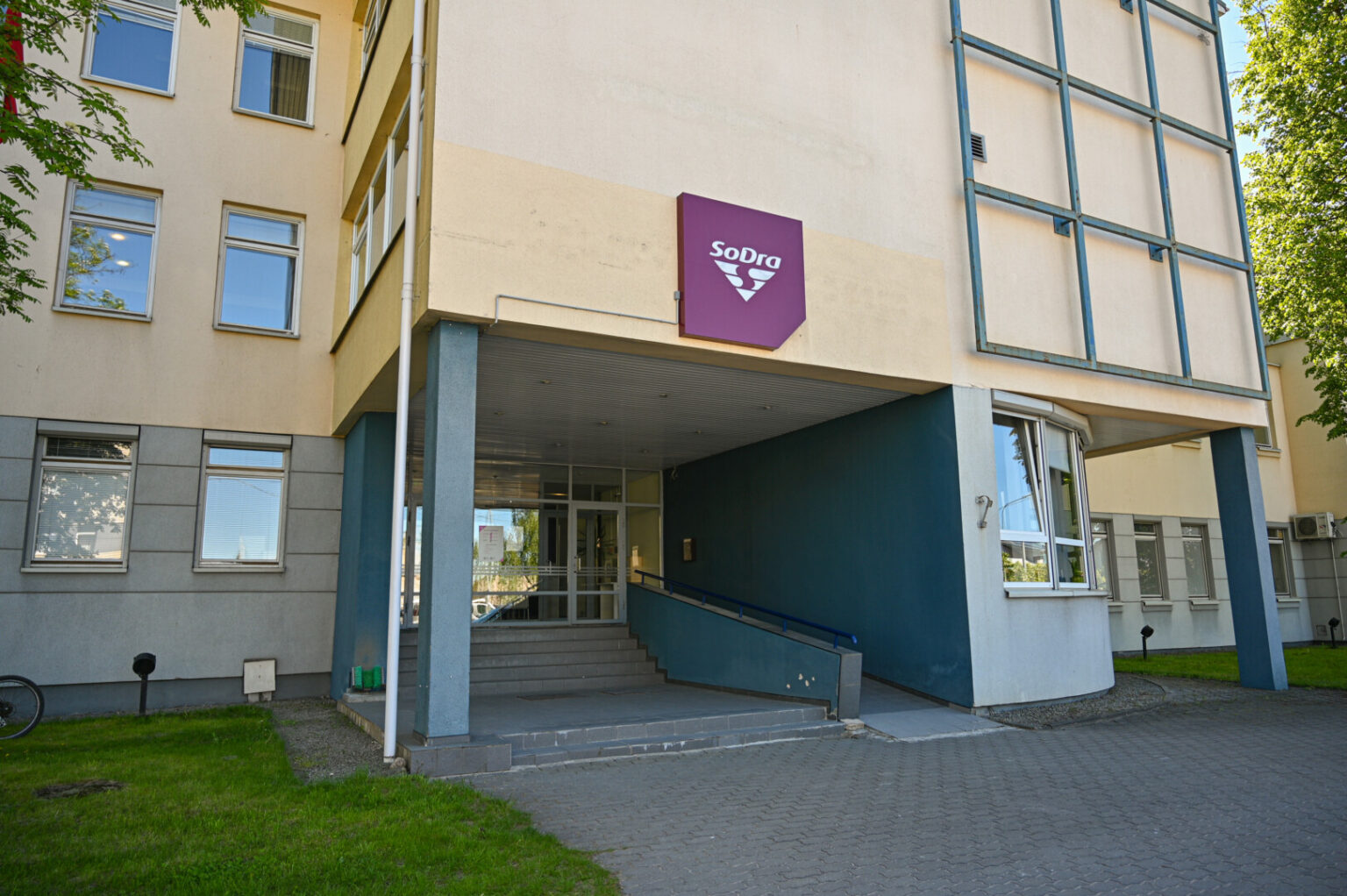 Prieš daug metų iki pat pensijos neįgaliu pripažintas panevėžietis prastėjant sveikatai kreipėsi į medikus dėl darbingumo lygio peržiūrėjimo. Jis vis dar negali patikėti išgirstu verdiktu: sveikas ir dar gerokai skolingas valstybei už mokėtą negalios pensiją.