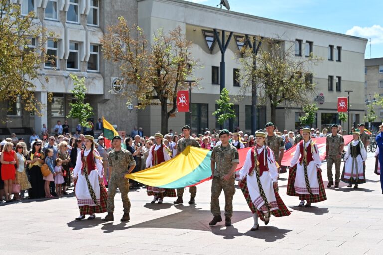 Panevėžys drauge su lietuviais visame pasaulyje švenčia Valstybės dieną.
