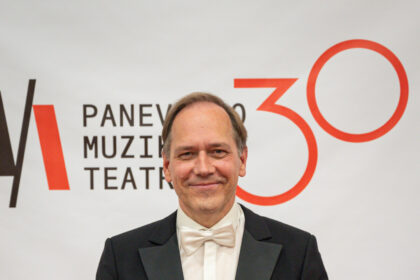 Panevėžio muzikinis teatras pristato vieną ryškiausių naujojo sezono premjerų – prancūzų kompozitoriaus Franciso Poulenco operą „Žmogaus balsas“.