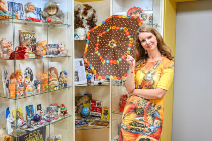 Panevėžietės Jelizavetos Nakrošienės kolekcija sugrąžina į keturių, penkių dešimtmečių ar dar gilesnę praeitį.