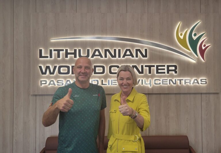 Esamų ir buvusių panevėžiečių, Aukštaitijos sostinę garsinančių iš toli bei joje gyvenančių, klausiame, ko palinkėtų Panevėžiui ir jo žmonėms.