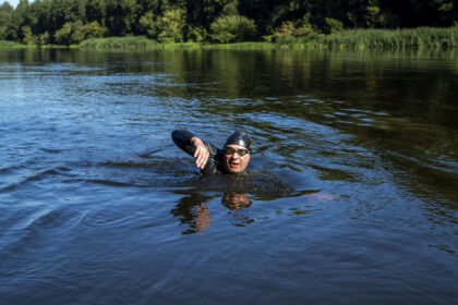 Geležiniu žmogumi tituluojamas panevėžietis Vidmantas Urbonas dar kartą įrodė savo nepalaužiamą ištvermę ir priminė didžiausios Lietuvos upės Nemuno vargus.