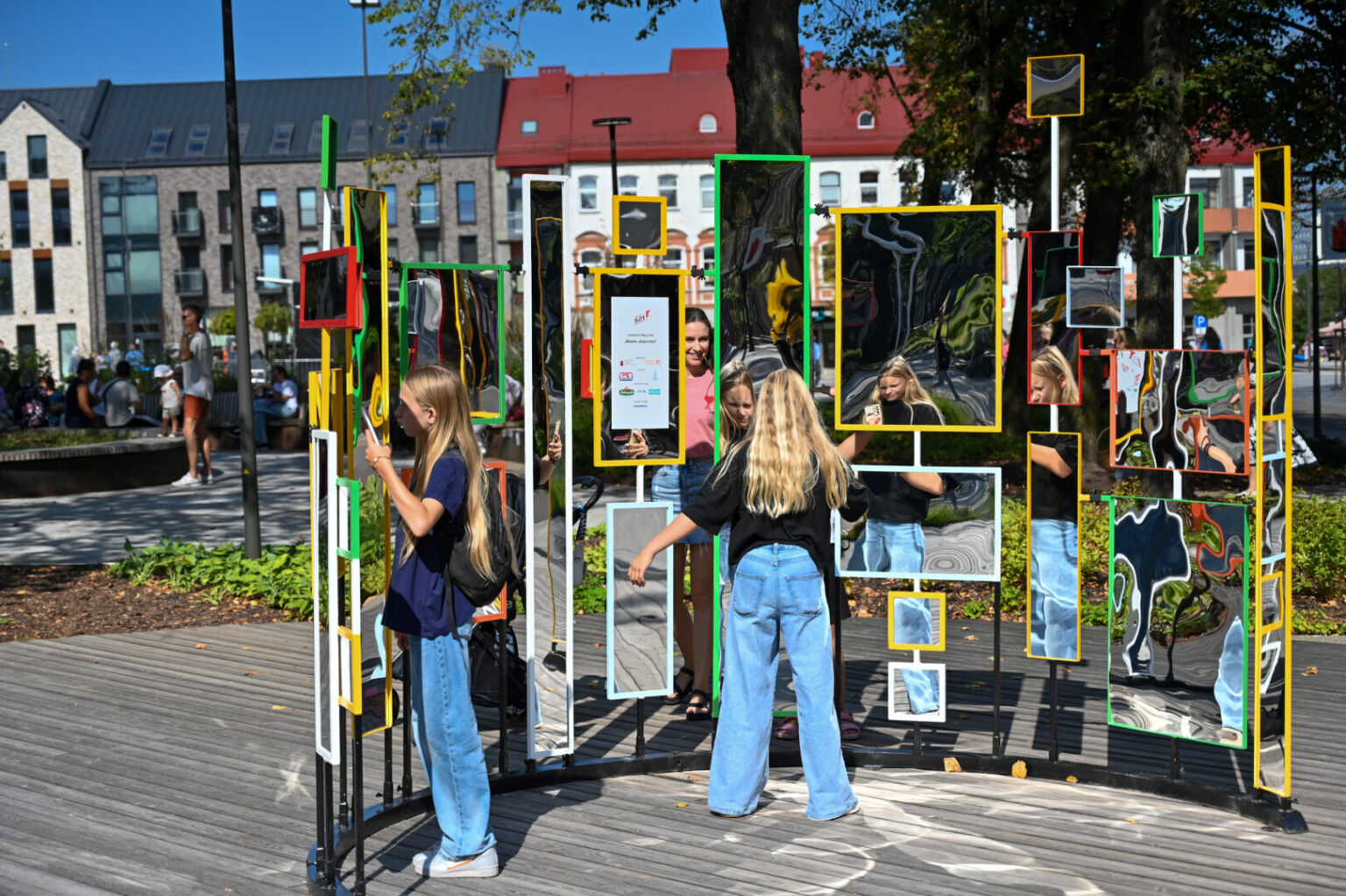 Skulptorius ir keramikas Giedrius Mazūras Panevėžio gimtadienio renginių maratoną pradeda nuo žvilgsnio į veidrodį.