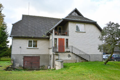 Lapkričio pradžioje rajono Savivaldybės taryba spręs, ar su šeimynos įkūrėja G. Grigaliūniene nutraukti daugiau nei 500 kv. m pastato panaudos sutartį.