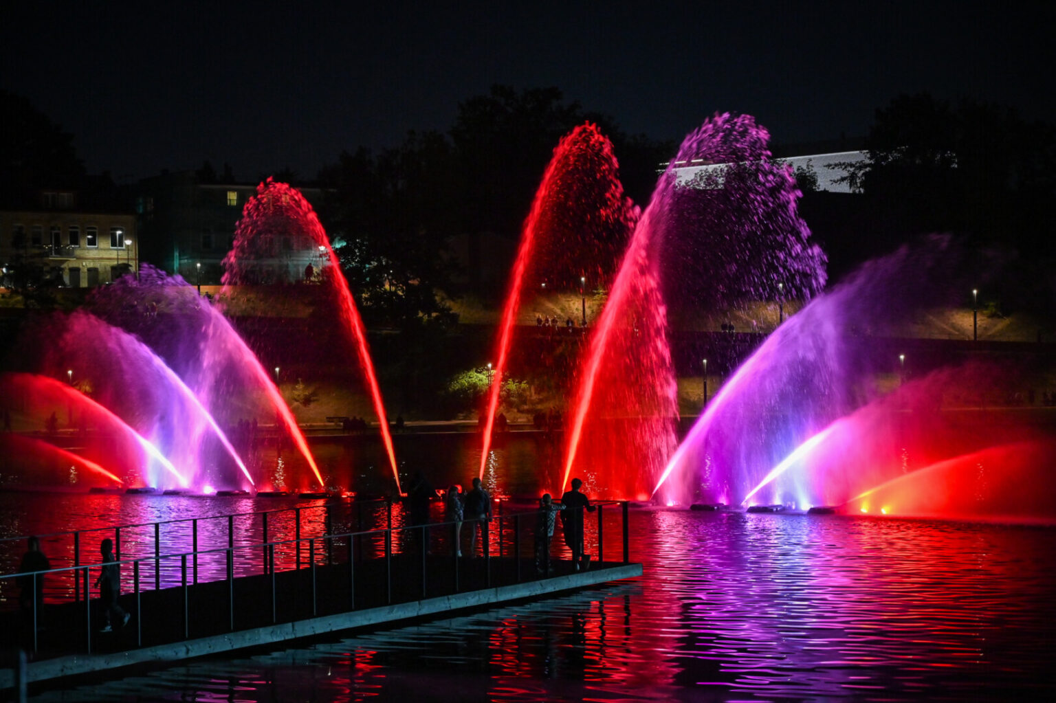 Norintieji dar šiais metais pasigrožėti Senvagės fontanu turėtų suskubti.