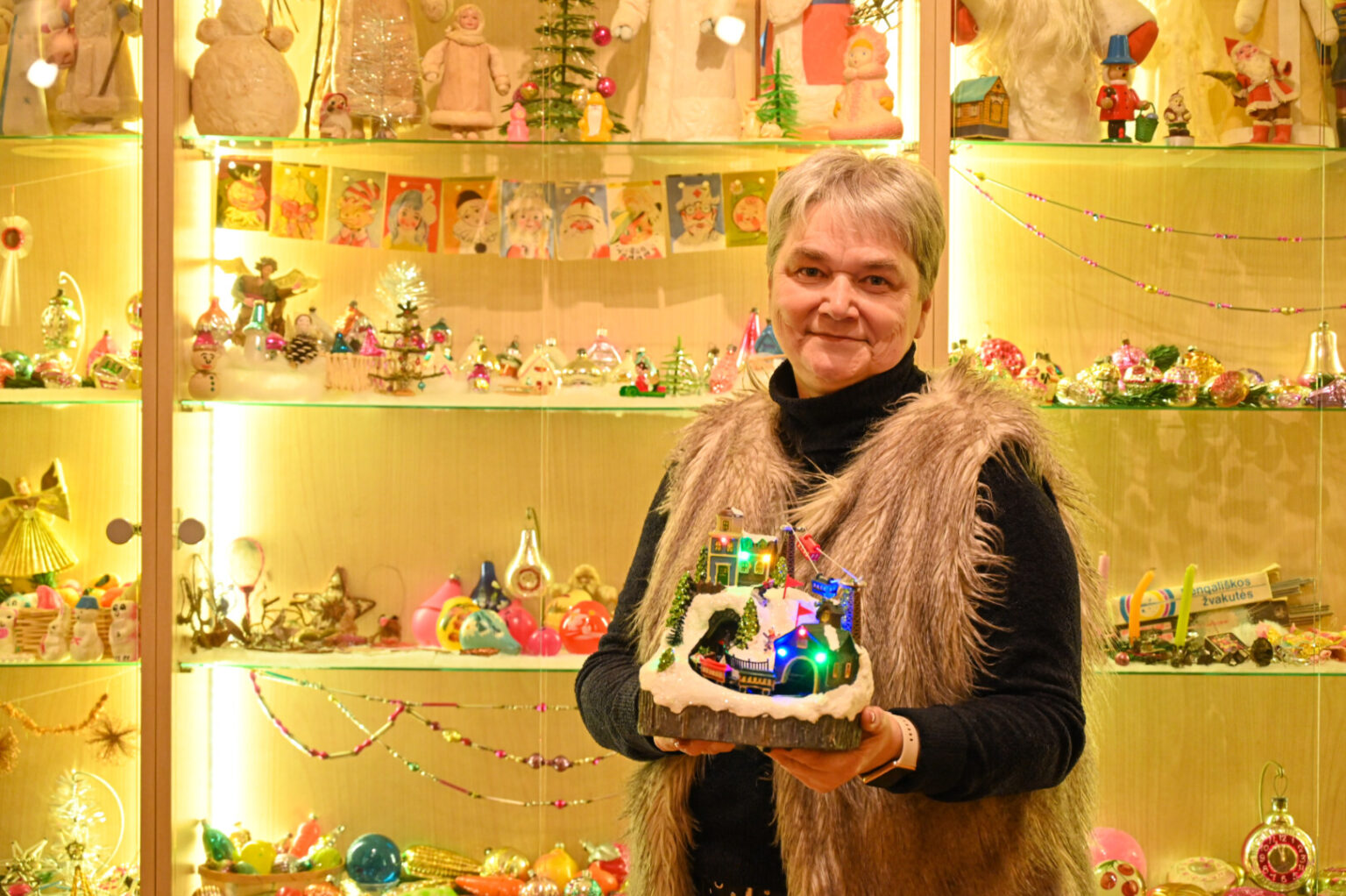 Vienintelis Lietuvoje Eglutės žaisliukų muziejus Miežiškiuose mažiau nei po mėnesio švęs dešimties metų jubiliejų.